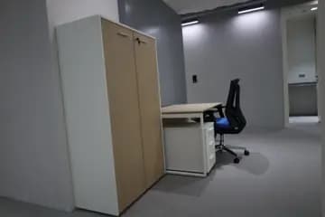 Dr. O Group: a corporate office handed over empty — foto 7 nga 24