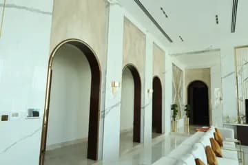 Vila 49, Nareel Island: mermer, xham dhe bronz mbi det — foto 11 nga 24